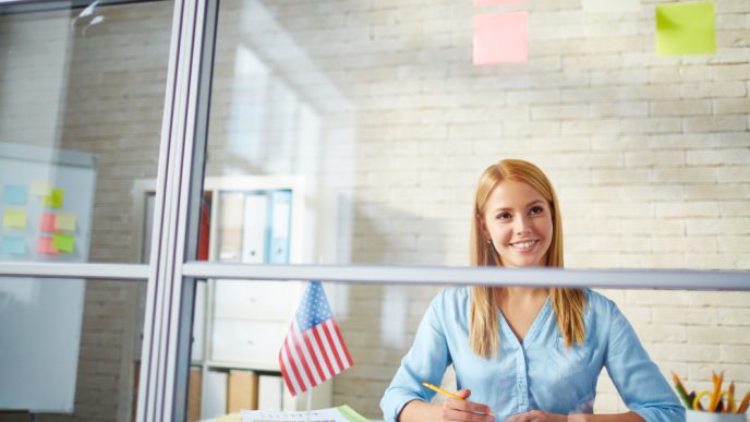 Este necesară prezența la notar pentru o traducere legalizată în Cluj?