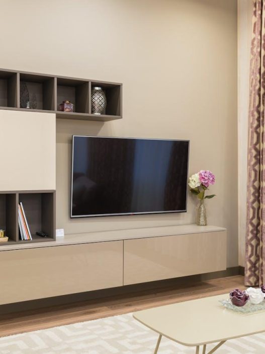 Cum alegi un marketplace sigur pentru telefoane, televizoare și electronice